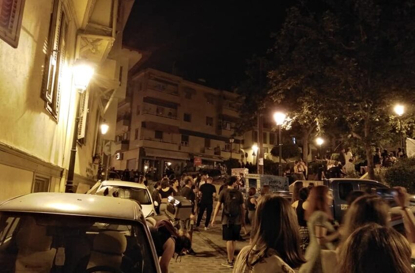  Θεσσαλονίκη: Ένταση μετά από επέμβαση των ΜΑΤ σε πλατεία στην Άνω Πόλη