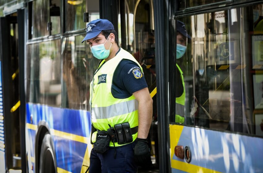 Έρχονται τσουχτερά πρόστιμα – Πού είναι υποχρεωτική η μάσκα