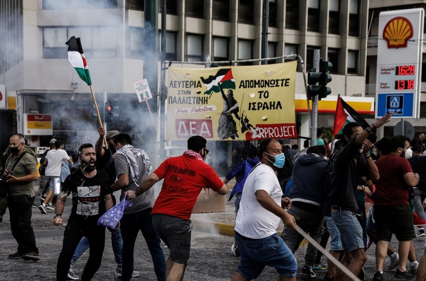  Αθήνα: Συγκέντρωση και επεισόδια έξω από την ισραηλινή πρεσβεία