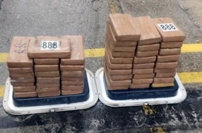  Η ΕΛ.ΑΣ. βρήκε 57 κιλά κοκαΐνη στον Πειραιά