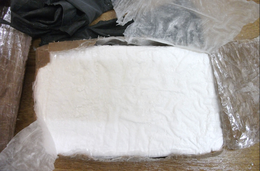  Μεγάλο φορτίο με κοκαΐνη στο λιμάνι του Πειραιά- Εντοπίστηκε σε κοντέινερ με γαρίδες