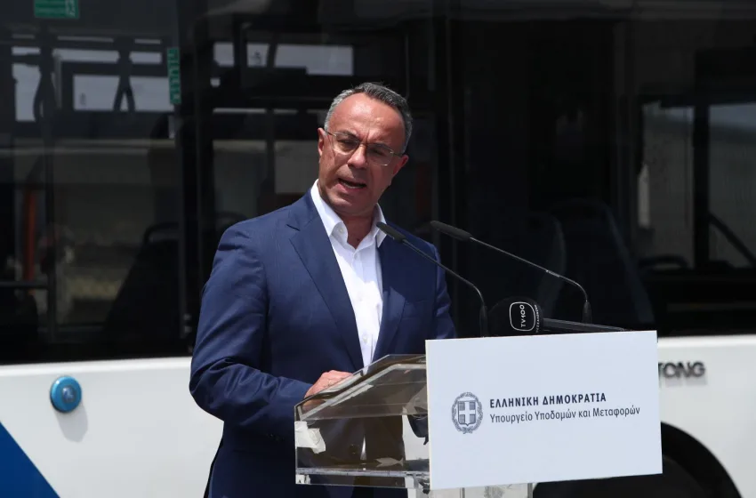  Χρήστος Σταϊκούρας: Με τα νέα ηλεκτρικά λεωφορεία ανανεώνεται το 1/3 του στόλου των οχημάτων του ΟΑΣΘ