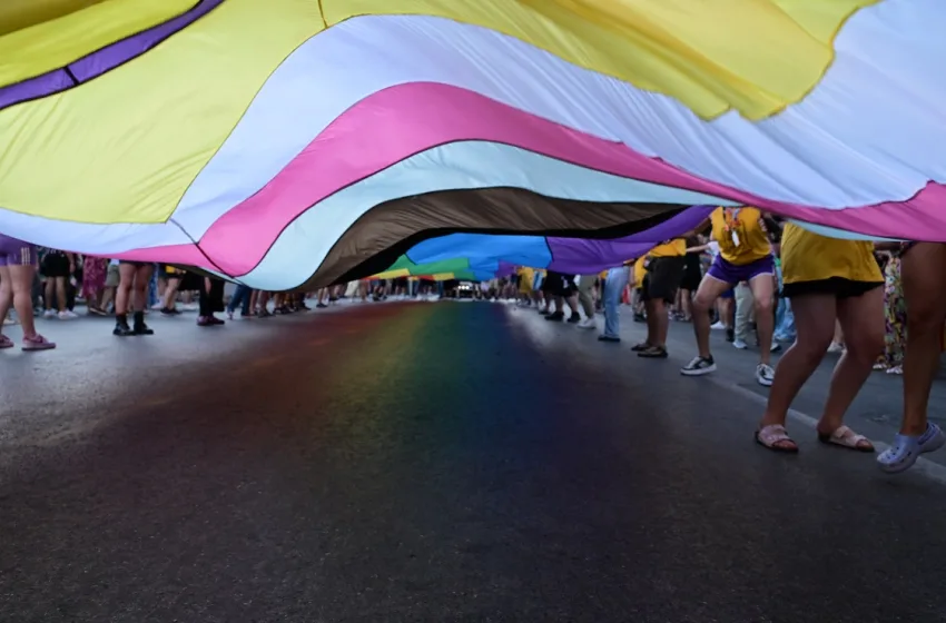  Athens Pride/Το μήνυμα είναι άκρως πολιτικό-Το libre βρέθηκε εκεί και μίλησε με την Νάνσυ Κ.