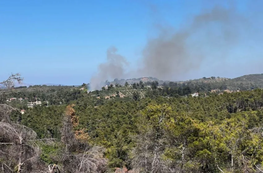  Διόνυσος: Φωτιά στη Σταμάτα – Σπεύδουν μονάδες της πυροσβεστικής-Εστάλη μήνυμα από το 112