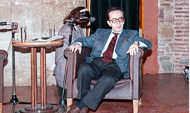  Πέθανε ο συγγραφέας Ισμαήλ Κανταρέ