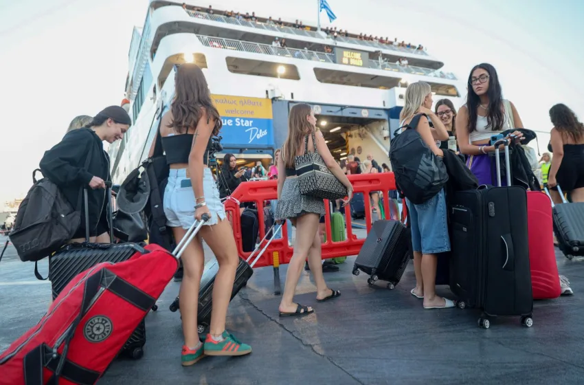  Αδειάζει η Αθήνα: Με κάθε μέσο εγκαταλείπουν την πόλη οι αδειούχοι