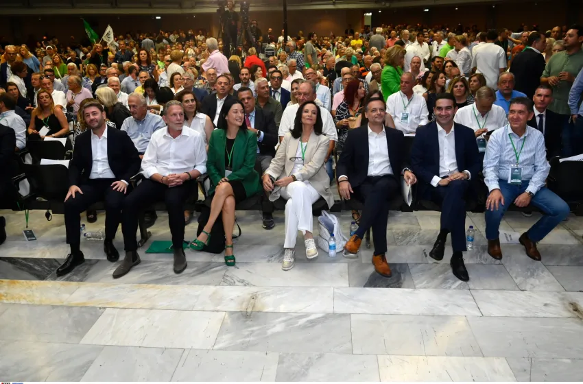  ΠΑΣΟΚ/Debate στις 9: Οι θέσεις των έξι υποψήφιων αρχηγών “βγάζουν” τις συμμαχίες του δεύτερου γύρου