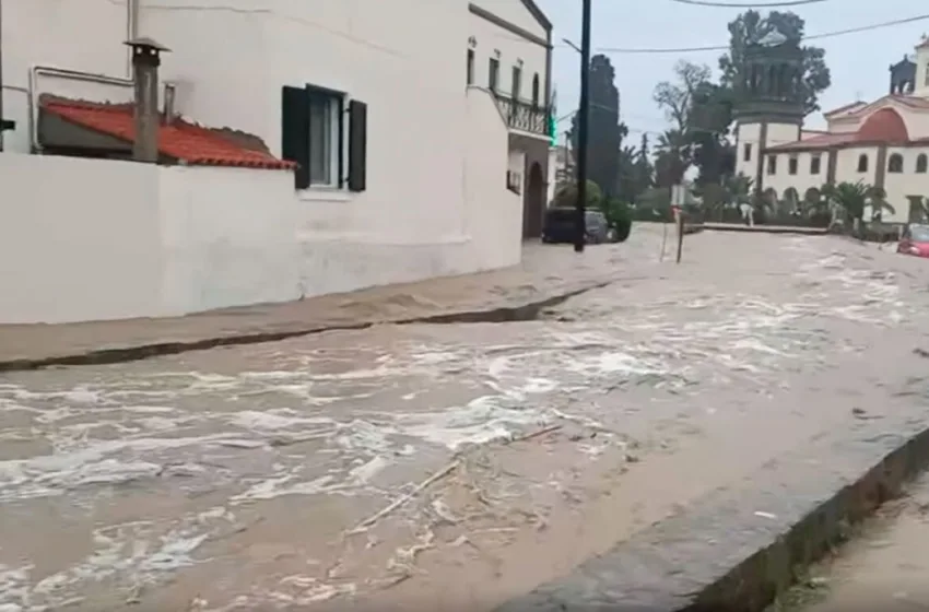  Η κακοκαιρία “Bora” πλήττει σφοδρά τη Λήμνο-Επιχειρήσεις απεγκλωβισμών από τους δρόμους που μετατράπηκαν σε “ποτάμια”