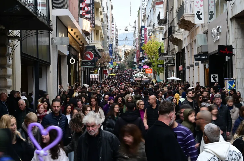 Καταστήματα: Έως πότε θα είναι ανοιχτά σήμερα- Τι ώρα κλείνουν τα σούπερ μάρκετ