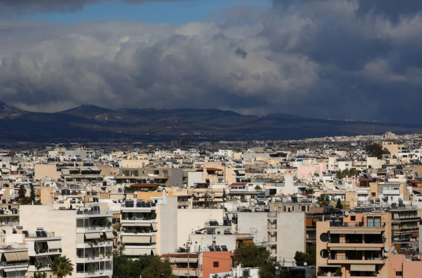 Καιρός: Έξαρση των φαινομένων το απόγευμα των Χριστουγέννων-Νέο κύμα το Σάββατο-Η πρόβλεψη Κολυδά