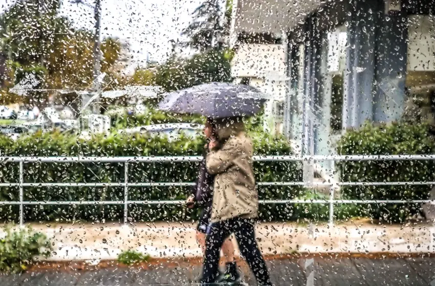 Ισχυρή καταιγίδα “παρέλυσε” την Αττική– Κυκλοφοριακό χάος στους δρόμους